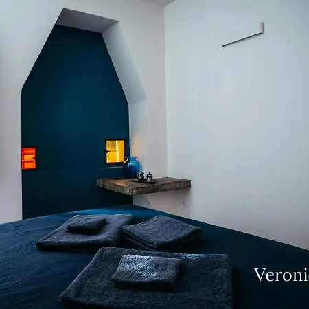 The Lovers Apartman *